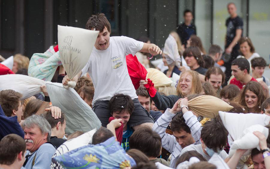 International pillow fight day