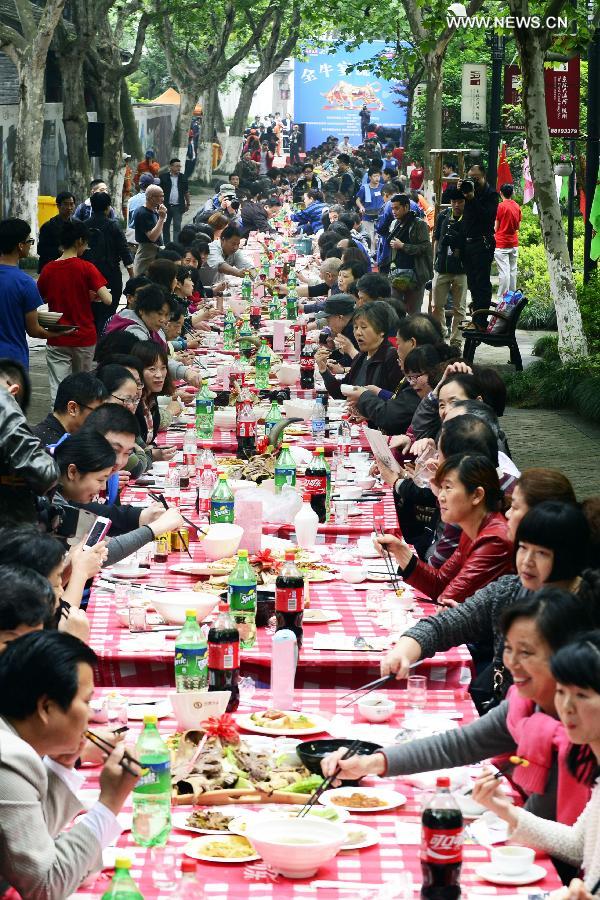 Cattle feast in China's Hangzhou