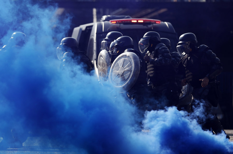 Riot police train for World Cup protest