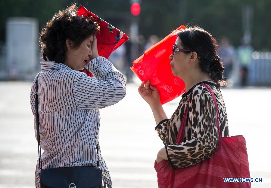 High temperature hits Beijing