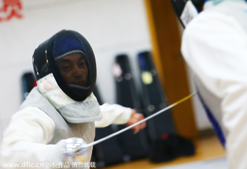 Fencing takes off in Shanghai