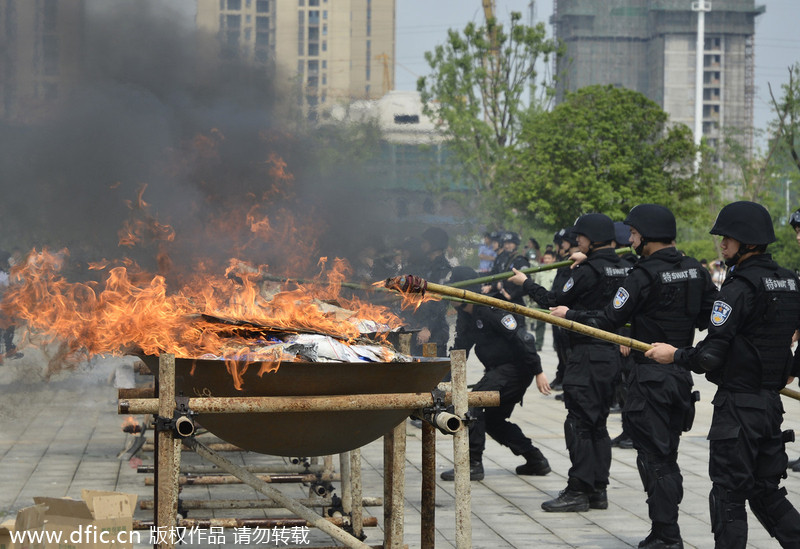 China's regions battle against drugs