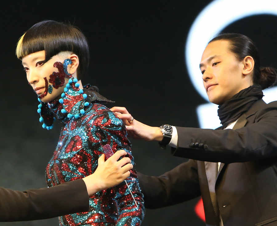 Shanghai holds hairdresser festival