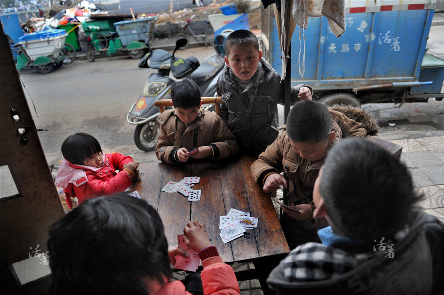 Children of migrant sanitation workers