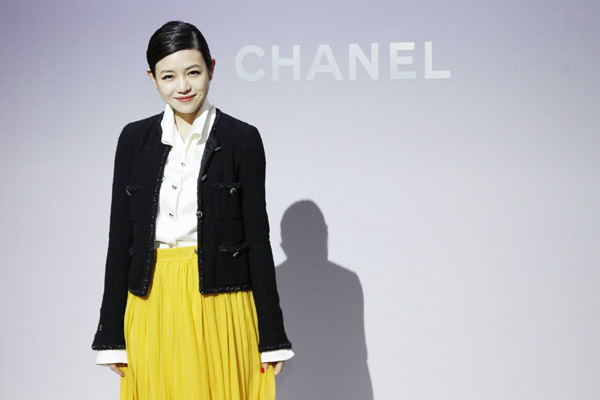 Celebrities attend Chanel F/W ready-to-wear show