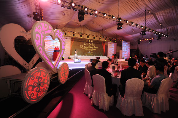 Charity Dinner at Beijing Sparkle Roll Luxury Brands Culture Expo 2012 Fall