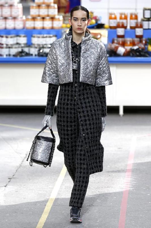 Super (Model) Market: Chanel Transforms Runway to Grocery Aisle