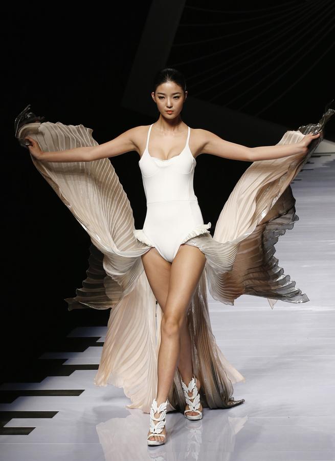 Swimming fashion trend show during China Fashion Week