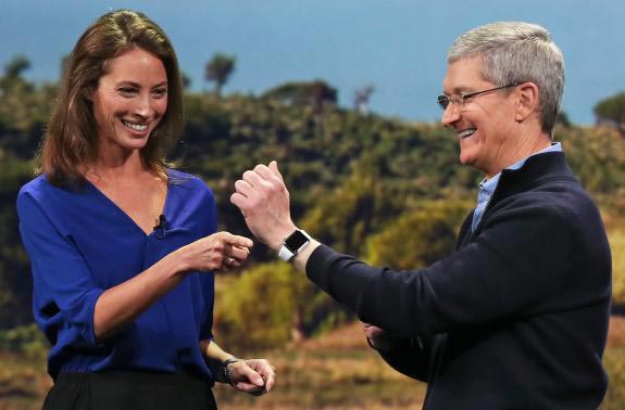 Apple's watch hasn't impressed the fashion world