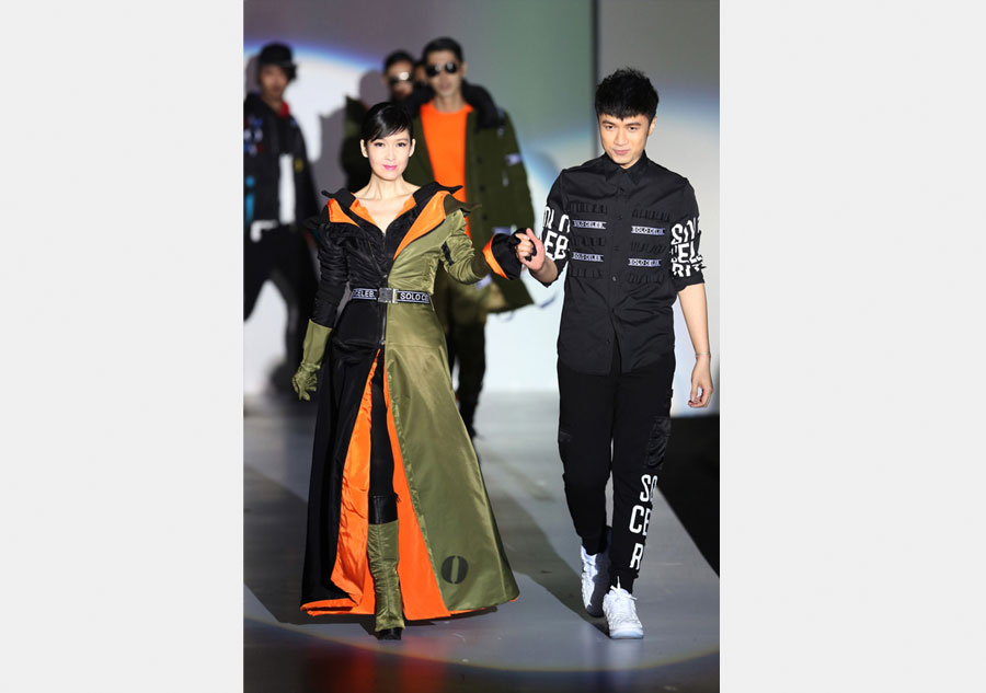 Vivian Chow shines Shanghai Fashion Week