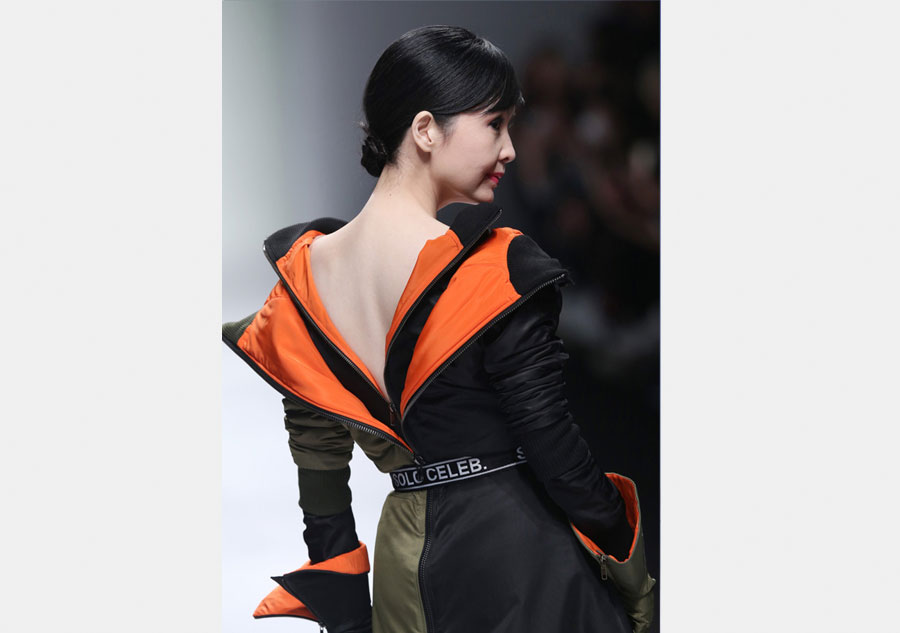 Vivian Chow shines Shanghai Fashion Week