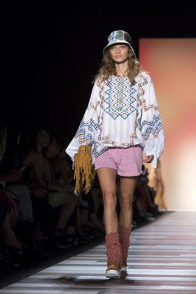 New York Fashion Week: Max Azria's Spring/Summer collection