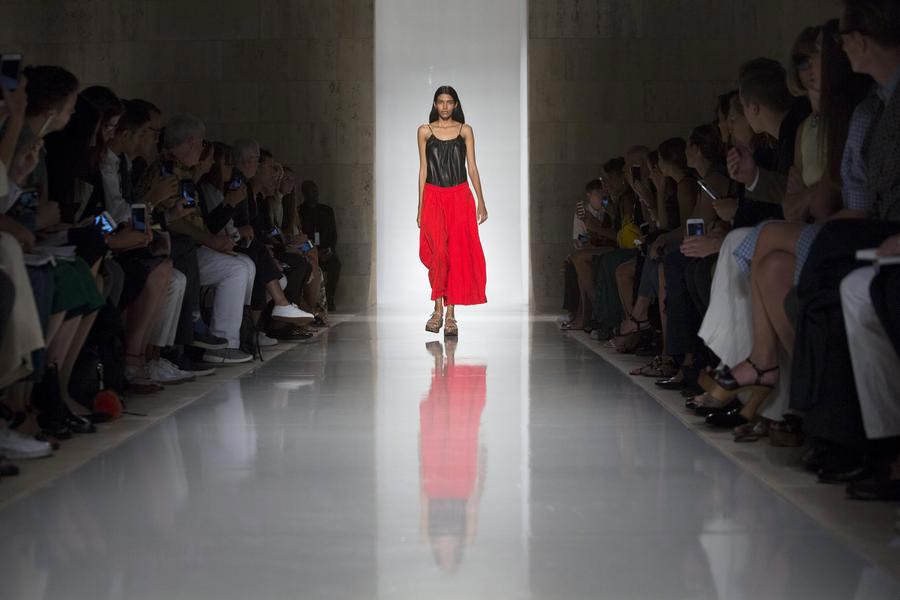 NYFW: Victoria Beckham Spring/Summer 2016 collection