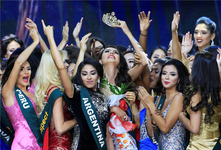 Miss Earth 2016 crowned in the Philippines