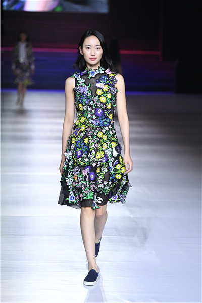 Vivienne Tam finds fashion inspiration from 'Silk Road'