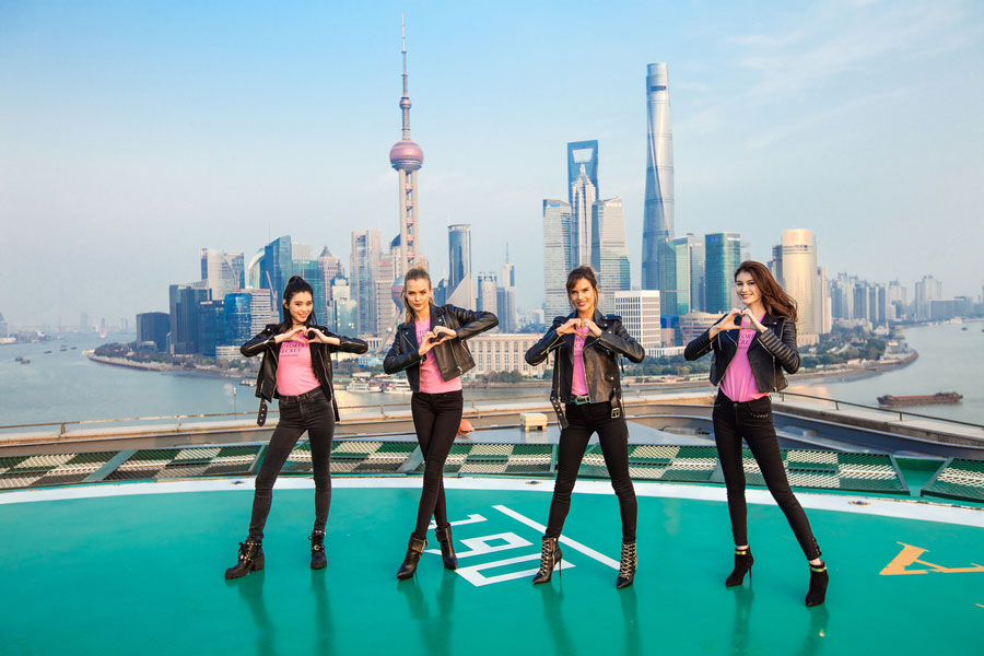 Victoria's Secret angels grace Shanghai Bund