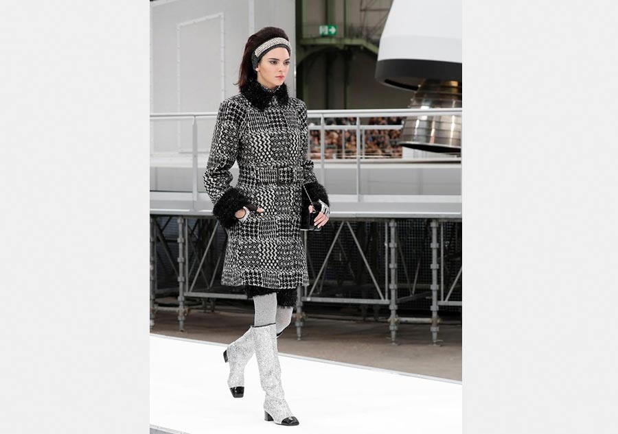 Paris Fashion Week: Chanel Fall/Winter 2017-2018