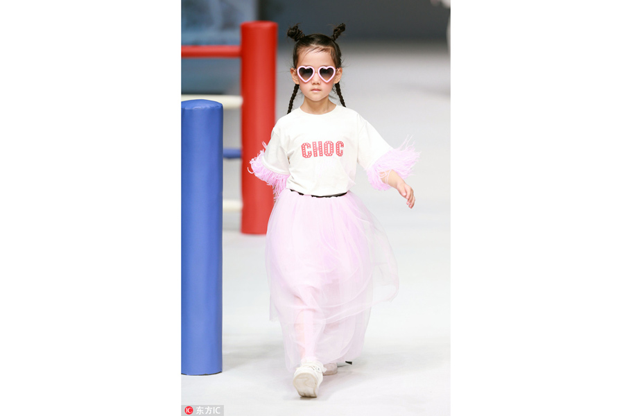 2017 China Fashion Week: Minichoc