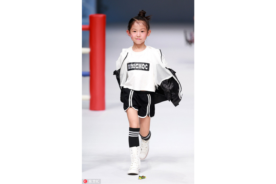 2017 China Fashion Week: Minichoc