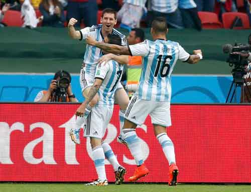 尼日利亚 2-3 阿根廷：梅西翱翔贝拉里奥体育场