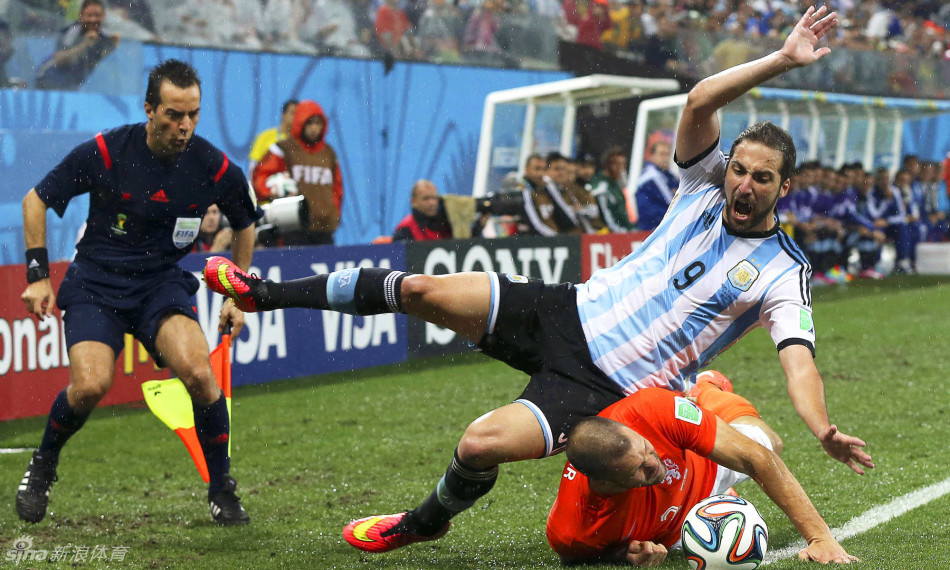 阿根廷点球大战4比2淘汰荷兰