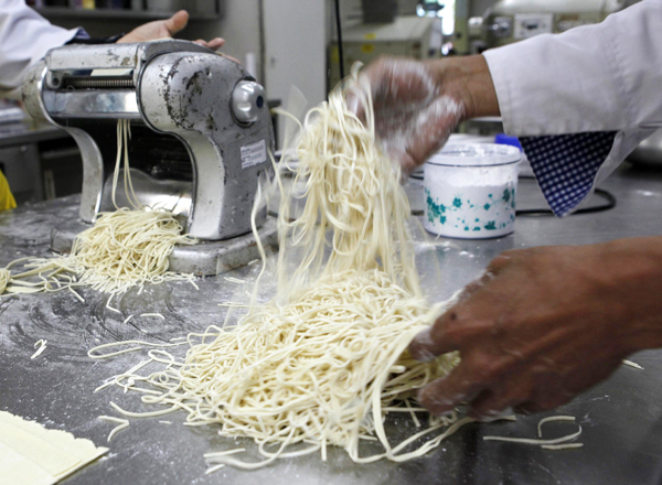 Street food in Jakarta:noodles