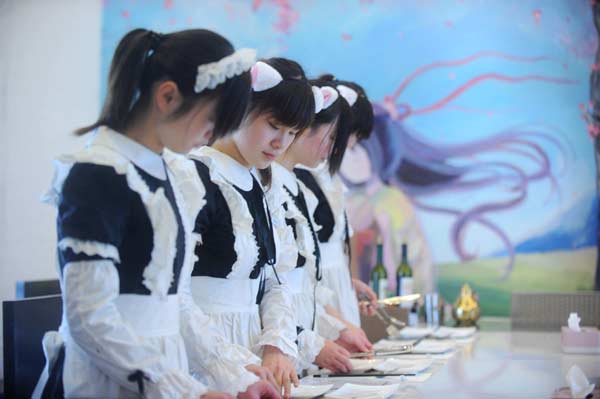 Cosplay diner attracts China's animation fans