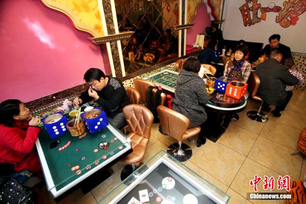 Casino-themed restaurant opens in Taiyuan