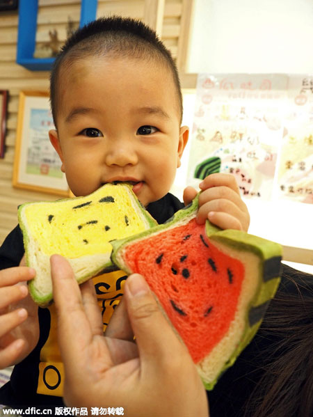 Watermelon toast gains popularity in Taiwan