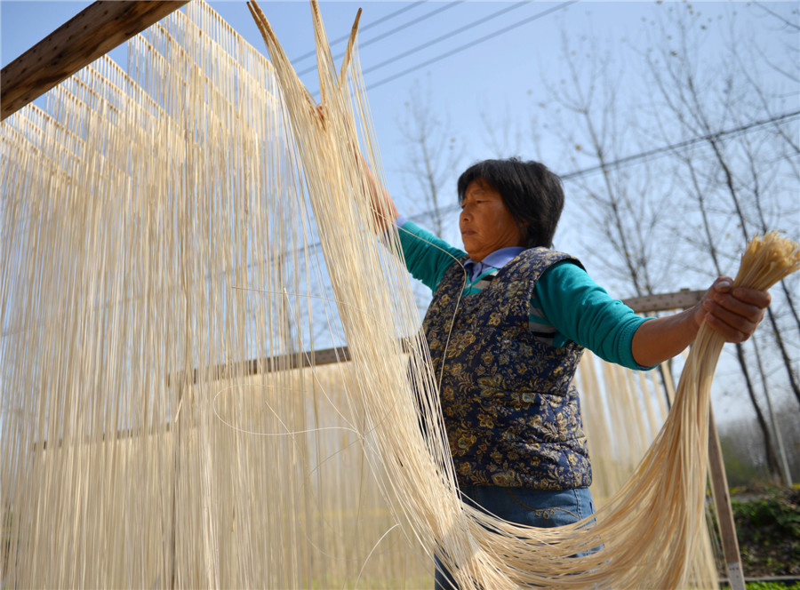 Linze village, famous for handmade noodles 