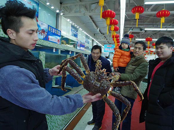 Fresh seafood shines at Beijing festival