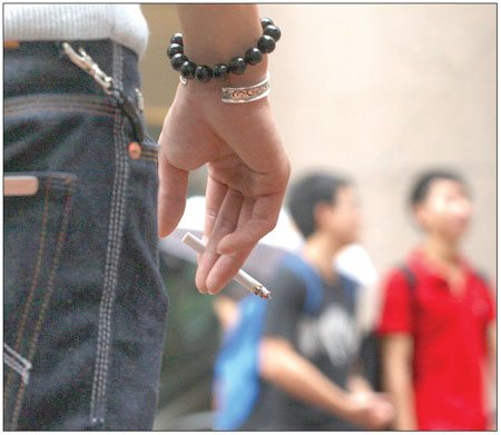 Study shows dramatic drop in youth smoking
