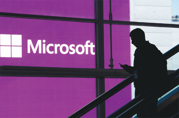 Microsoft to popularize Windows on mobile