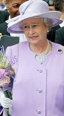 英女王拒绝铺张浪费 钻石婚庆典不与伦敦奥运同办