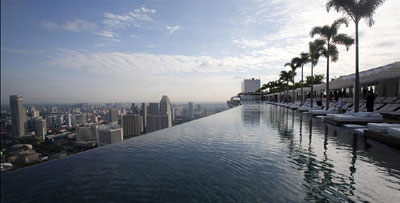 全球最贵酒店开业耗资40亿英镑 可在“云端”惊险游泳