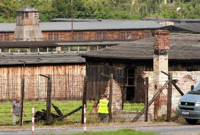 波兰纳粹集中营纪念馆遭火灾 建筑和文物被毁严重