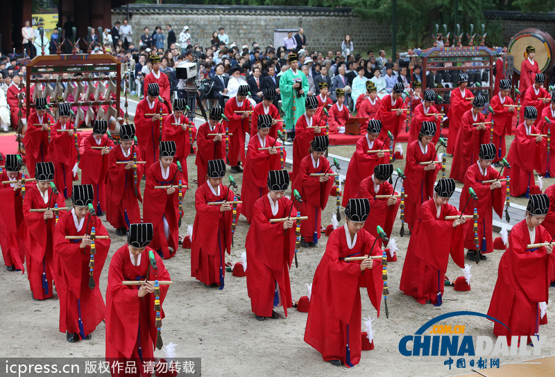 韩国首尔成均馆举行“释奠大祭”祭祀孔子（组图）