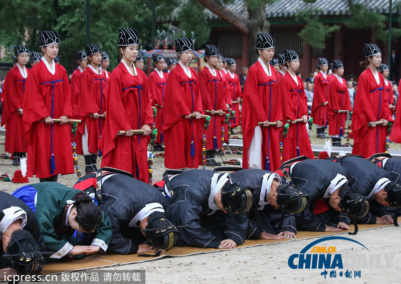 韩国首尔成均馆举行“释奠大祭”祭祀孔子（组图）