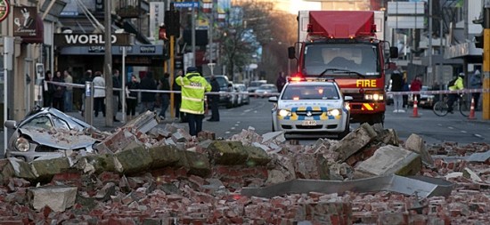 新西兰强震导致两人重伤受损商店遭洗劫