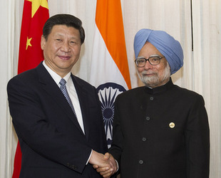 习近平会见印度总理辛格