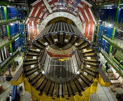 欧洲强子对撞机上演“潜伏” “基地”核科学家今被捕