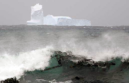 百座冰山漂向新西兰 科学家警告百年内海面上升1米