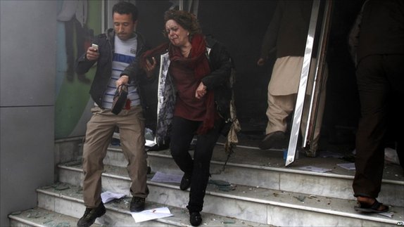 阿富汗首都一超市爆炸致8人死亡 塔利班称负责