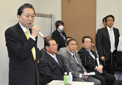 日本民主党内反对派举行集会要求菅直人下台