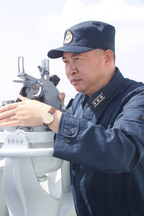 笑傲大洋 ——海军“徐州”舰执行多样化军事任务风采录