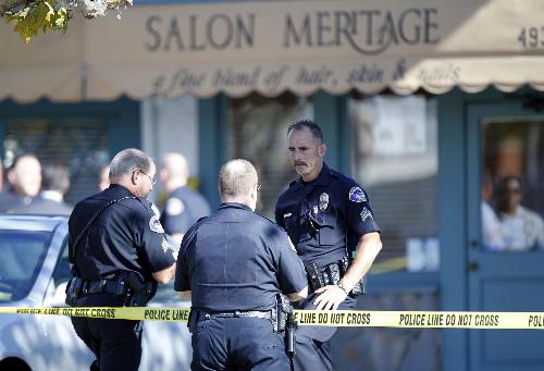 美国美容院枪击案8人死亡 凶手疑是店员丈夫