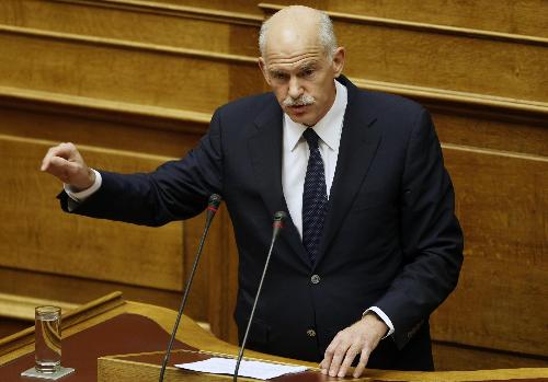 希腊总理放弃就欧盟救助方案举行公投计划