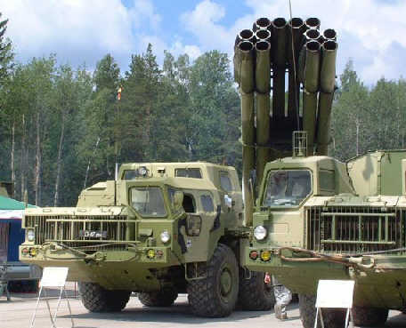 俄近期将向印提供首批龙卷风-M火箭炮