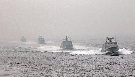台海军＂光华6号＂导弹快艇首亮相 可远海出击