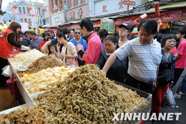 台北年货大街人头攒动［组图］